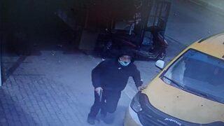 Şanlıurfa'da büfeye silahlı saldırı! Dehşet anları kamerada