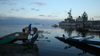 İzmit Körfezi'nde kürek çekerek stres atıyorlar