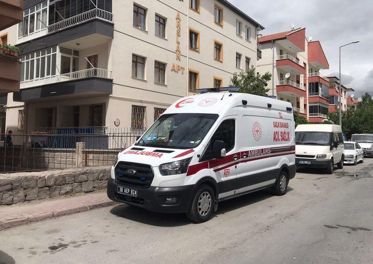 Şehit Jandarma Uzman Çavuş Bozkurt'un Kayseri'deki ailesine acı haber verildi G2