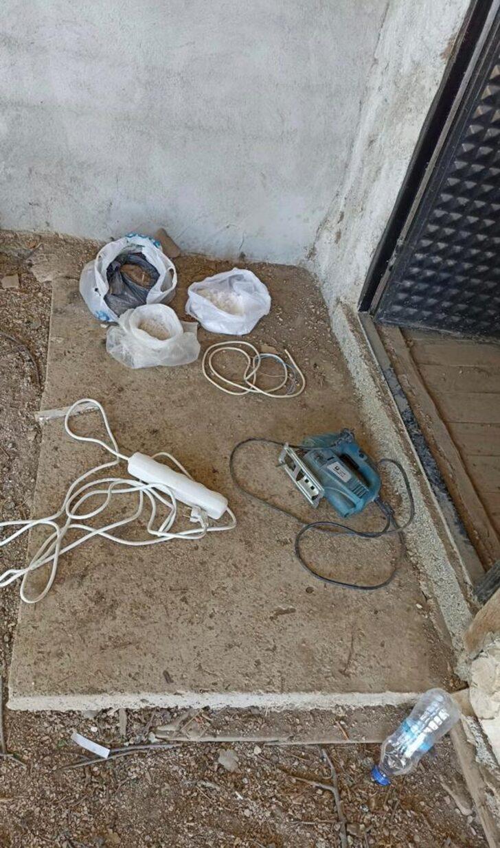 Antalya'da evin içinde kaçak kazı yapan 4 kişi suçüstü yakalandı G3