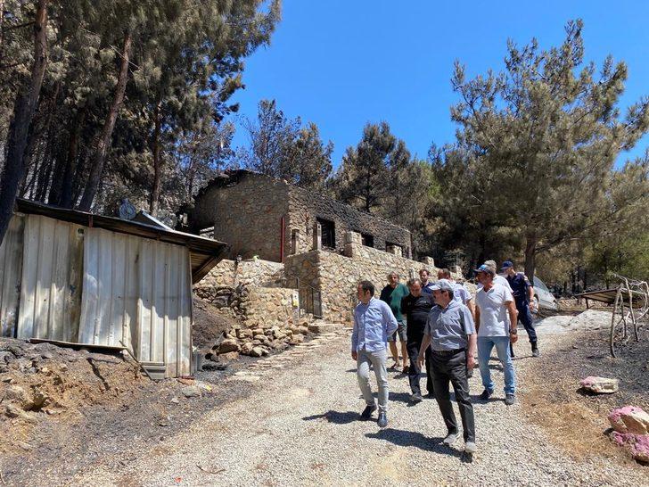 Muğla Valisi Tavlı, Datça'da yangın bölgesinde inceleme yaptı G2