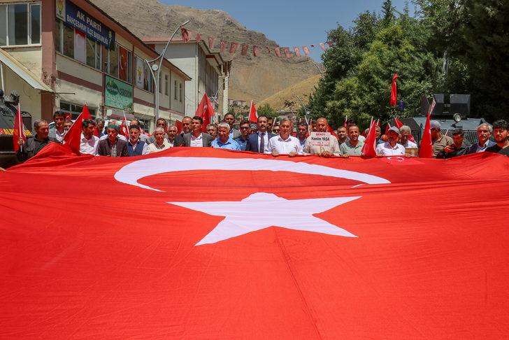 Van'da Sündüz Yaylası'nda şehit edilen 24 kişi törenle anıldı G1