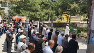 Kırşehir'de erkek kardeşi tarafından öldürülen kadının cenazesi defnedildi