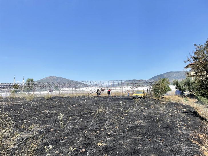Muğla'da tarım arazisinde çıkan yangın söndürüldü G5