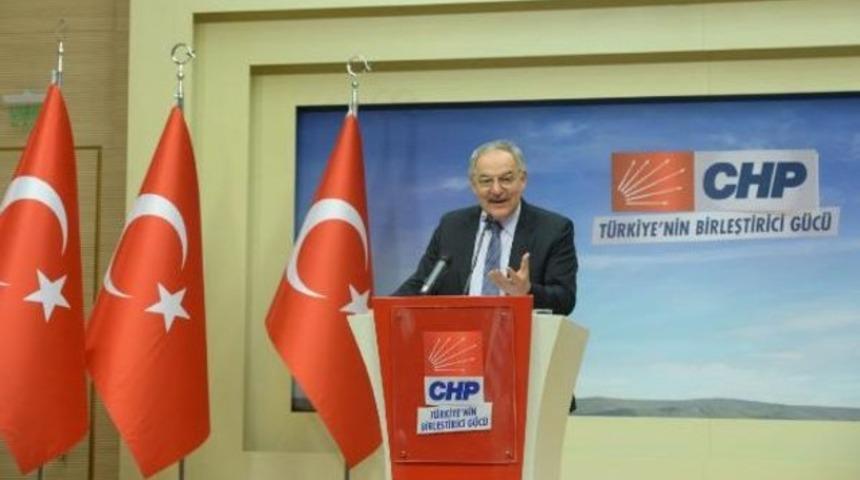 Haluk Koç: Yayın yasağı getirilen bir ülkenin Başbakanı olarak yürüyorsun sen