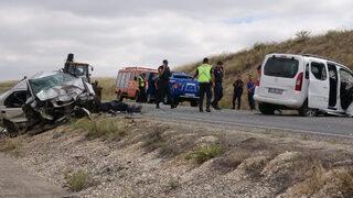 Yozgat'ta katliam gibi trafik kazası: 2 ölü, 4 yaralı