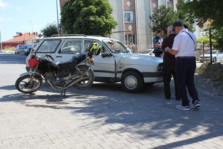 Kütahya'da dün çalınan motosiklet, sahibinin kullandığı otomobille çarpıştı G3