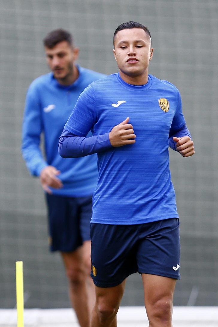 Ankaragücü'nde yeni sezon hazırlıkları Kayseri'de sürüyor G5