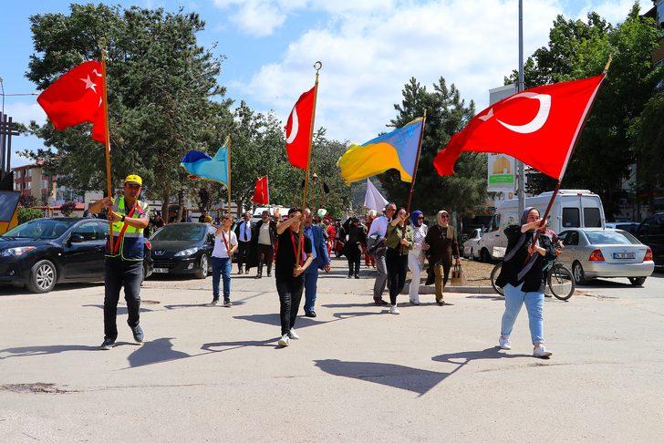 Bayburt Dede Korkut Uluslararası Kültür ve Sanat Şöleni kapsamında açılış töreni düzenlendi G1