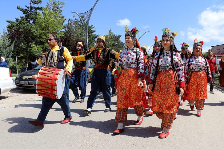 Bayburt Dede Korkut Uluslararası Kültür ve Sanat Şöleni kapsamında açılış töreni düzenlendi G3