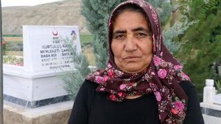 15 Temmuz Derneğinden şehitlik unvanı verilen erin kabrine ziyaret