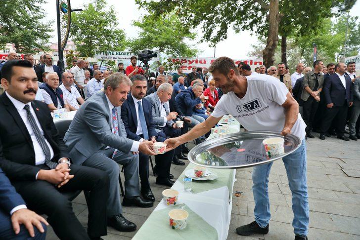 BBP Genel Başkanı Destici Samsun'da geleneksel bahar şenliğinde konuştu: G1