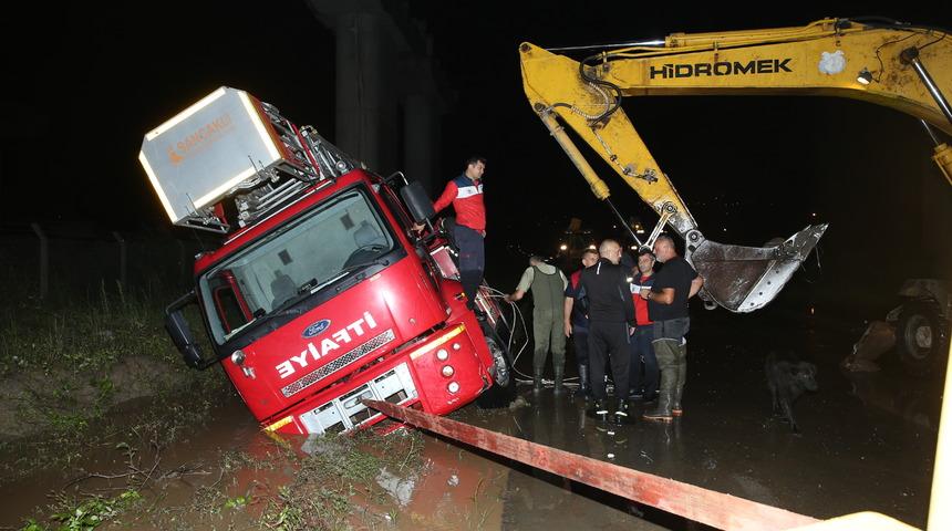 Ordu'da itfaiye aracının devrilmesi sonucu 1 kişi yaralandı