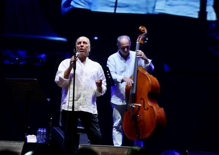 Fatih Erkoç ve Kerem Görsev, Kuruçeşme Açıkhava'da konser verdi G4