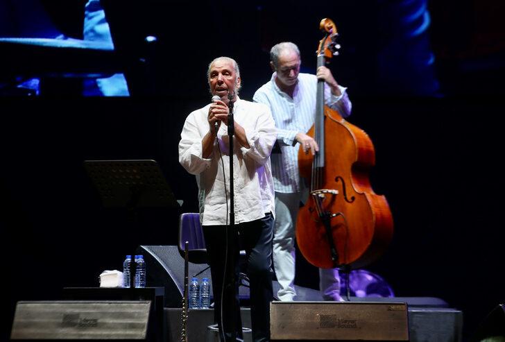 Fatih Erkoç ve Kerem Görsev, Kuruçeşme Açıkhava'da konser verdi G5