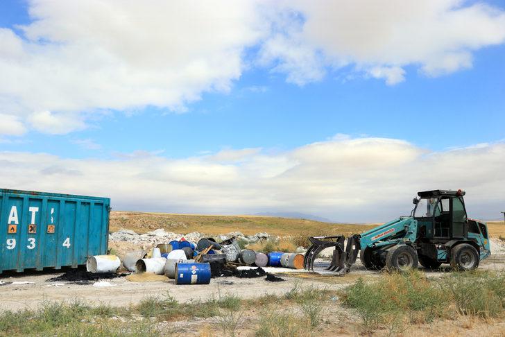 Konya'da kimyasal atıkları araziye bırakan şüphelilere 38,5 milyon lira ceza kesildi G2