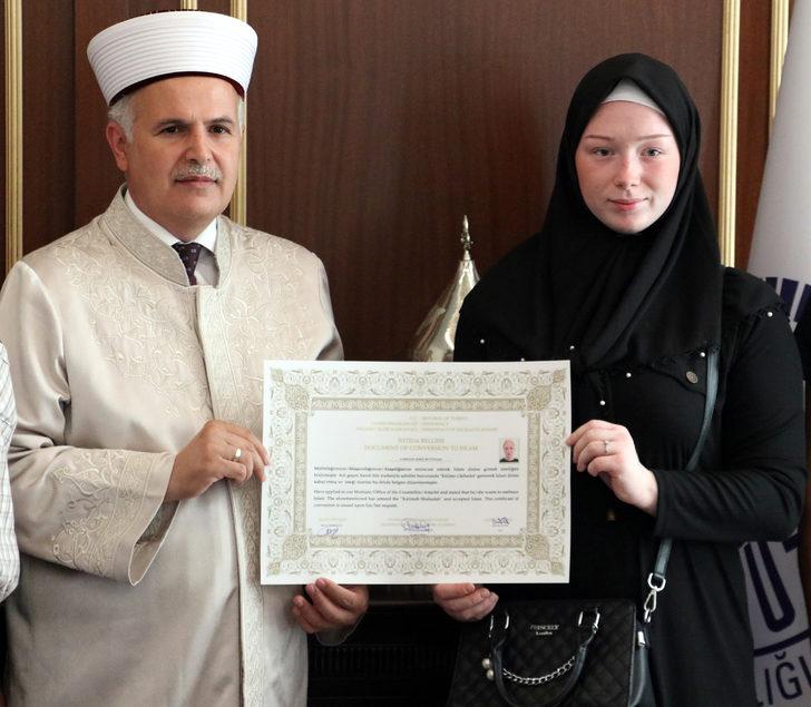 Alman vatandaşı Fabienne, Gaziantep'te Müslüman oldu G5