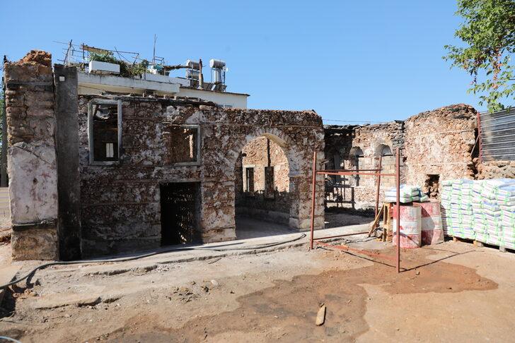 Antalya'da yangında zarar gören tarihi bina Devlet Konuk Evi olacak G2