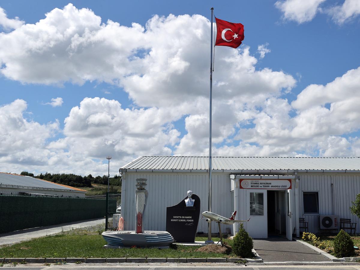 İstanbul Havalimanı Mesleki ve Teknik Anadolu Lisesi yeni &ouml;ğrencilerini bekliyor