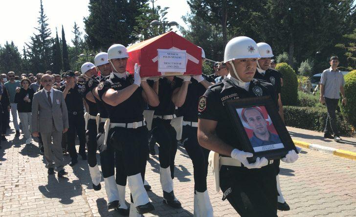 Adana'da kene ısırması sonucu yaşamını yitiren polisin cenazesi defnedildi G5