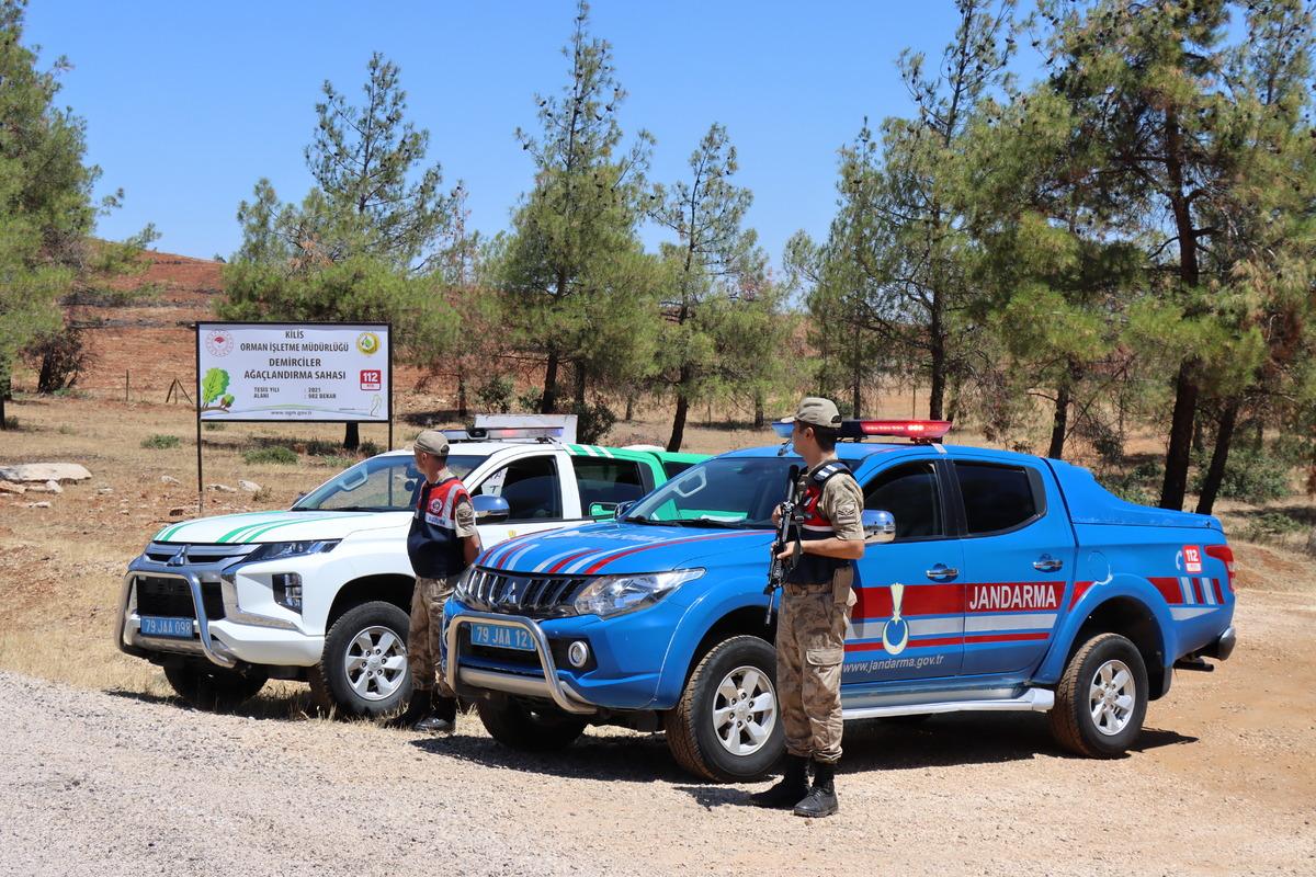 Kilis'te jandarma ekipleri orman yangınlarına karşı devriye g&ouml;revi yapıyor
