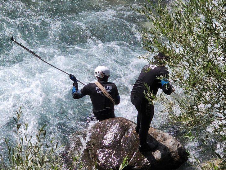 Müküs Çayı'na düşen hemşireyi arama çalışmaları 39'uncu gününde sürüyor G5
