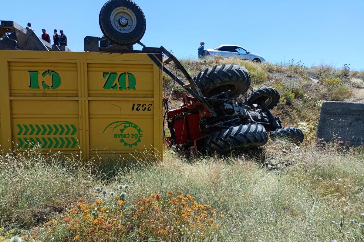 Elazığ'da devrilen trakt&ouml;r&uuml;n altında kalan gen&ccedil; &ouml;ld&uuml;
