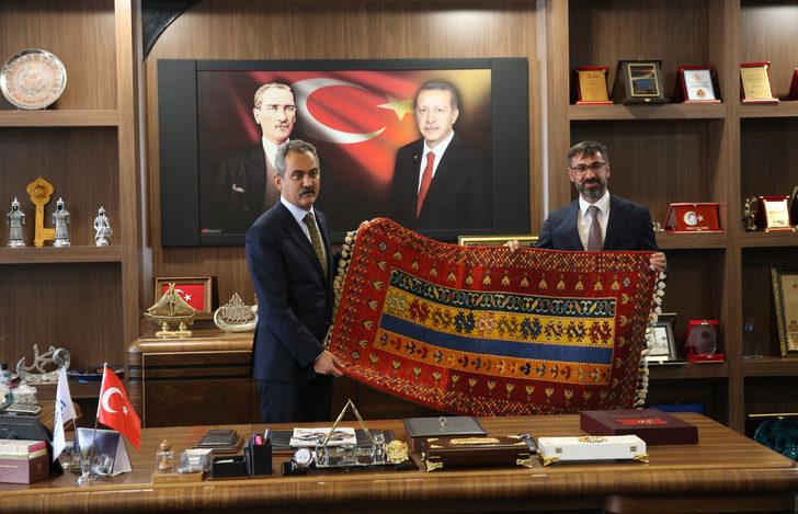 Milli Eğitim Bakanı Özer, Bitlis'te Eğitim Değerlendirme Toplantısı'na katıldı: G4