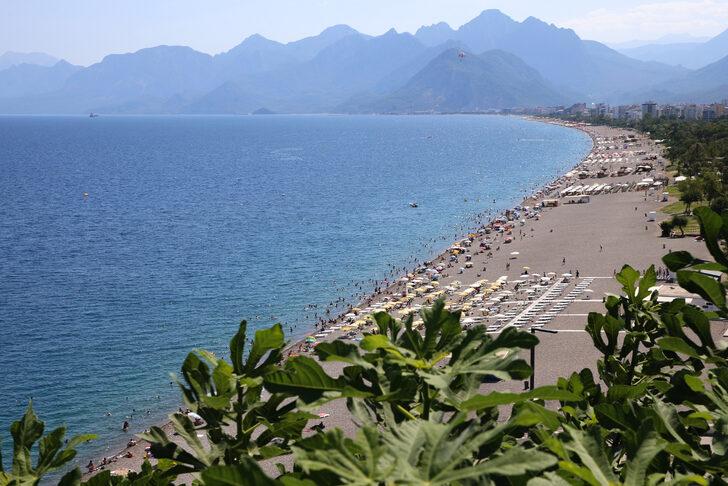 Antalya'da sıcaklık mevsim normalleri üzerinde seyredecek G1