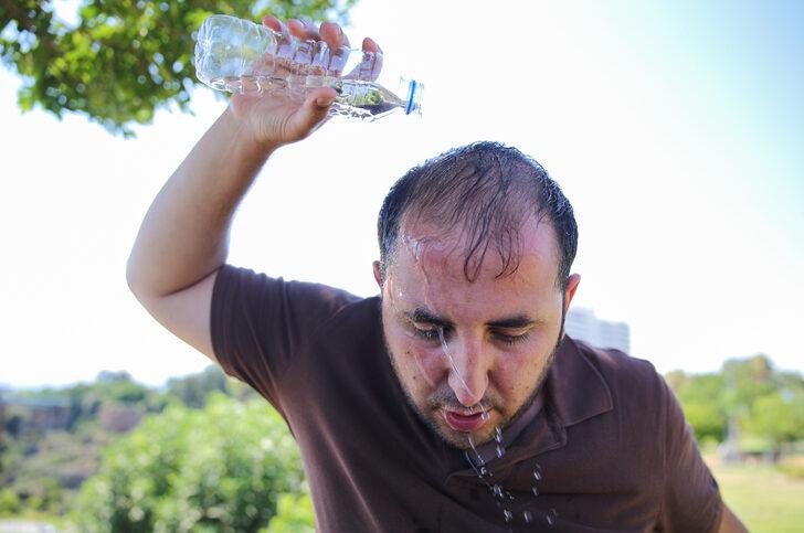 Antalya'da sıcaklık mevsim normalleri üzerinde seyredecek G4