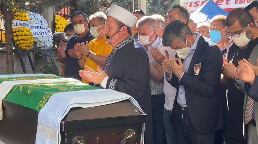 Tümer Metin acı haberi sosyal medyadan duyurmuştu! Ali Metin son yolculuğuna uğurlandı