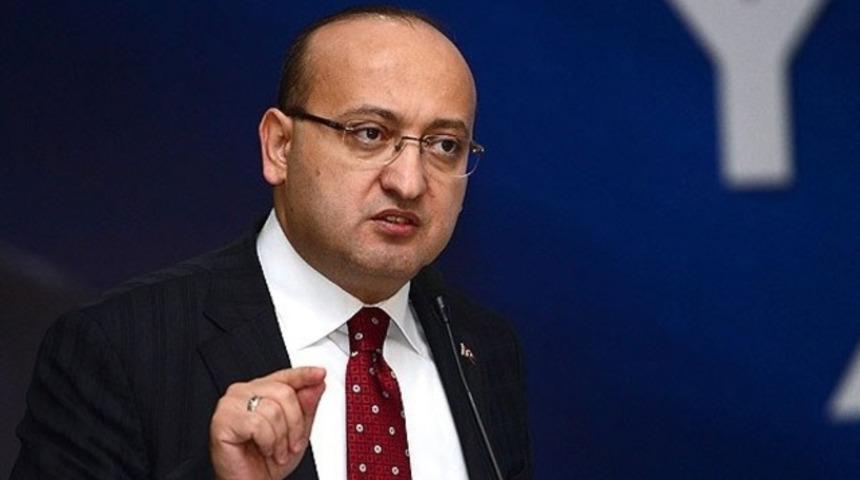 Akdoğan: Cesetleri kayalıklardan atıyorlar