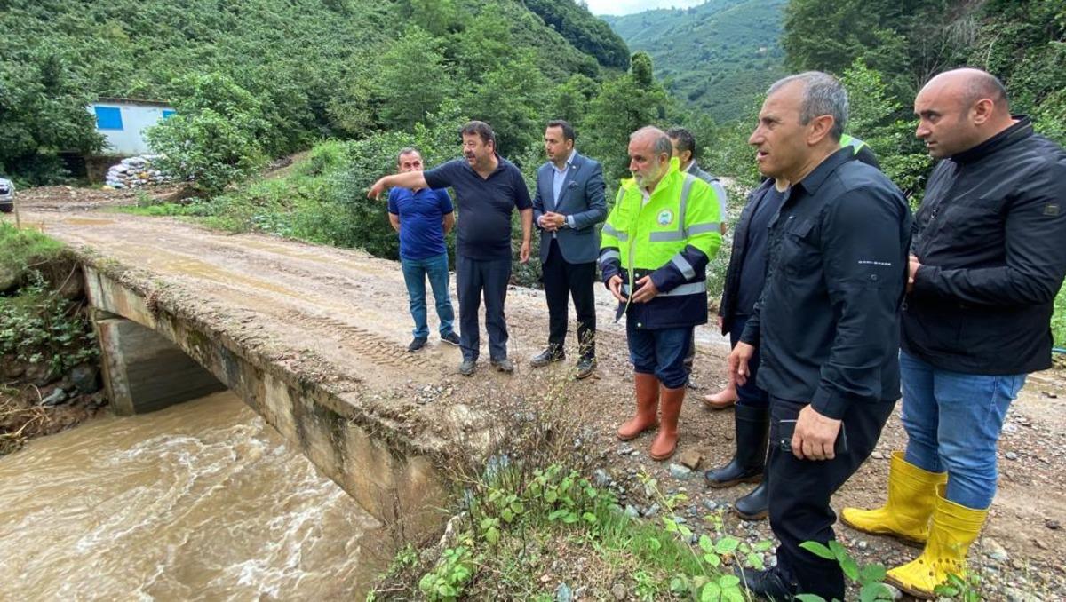 Ordu Valisi Sonel, şiddetli yağışın hasara yol a&ccedil;tığı &Ccedil;amaş'ta incelemelerde bulundu: