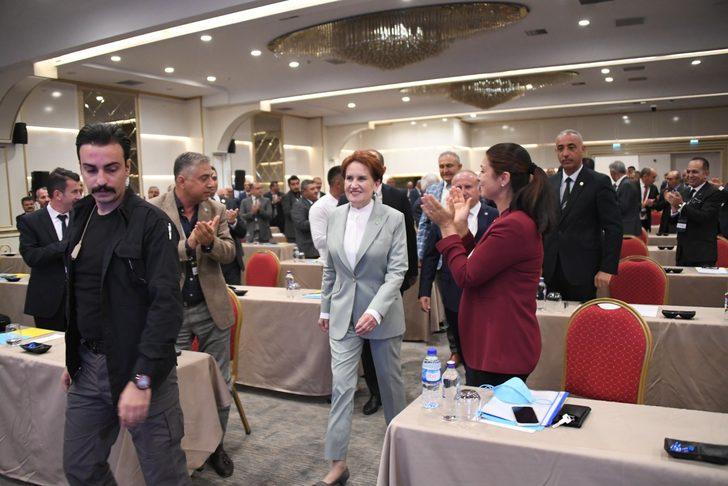 Akşener, partisinin İç Anadolu Bölgesi ilçe başkanlarıyla görüştü G4