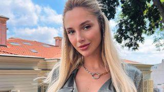 Enes Batur'un eski sevgilisi Ecenaz Üçer göğüs dekolteli poz verdi! Ne giyerse yakışıyor