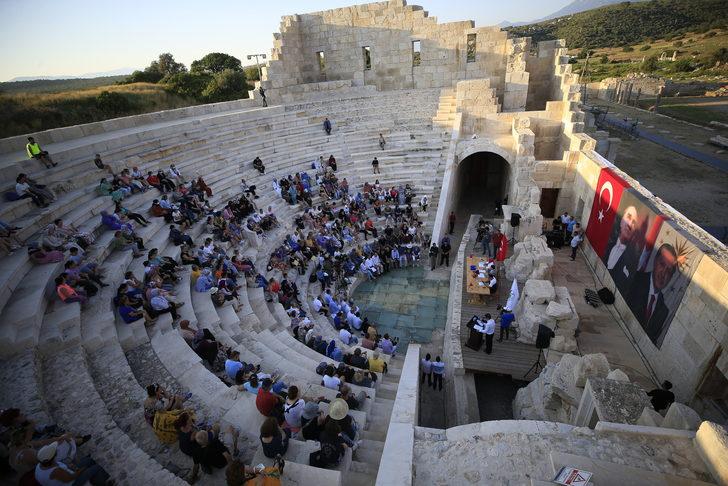 Kepez Belediye Meclisi, Patara'daki tarihi meclis binasında toplandı G4