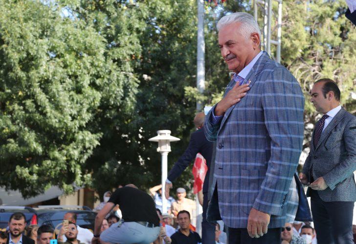 AK Parti Genel Başkanvekili Yıldırım, Milas'ta partisinin düzenlediği mitingde konuştu: G1