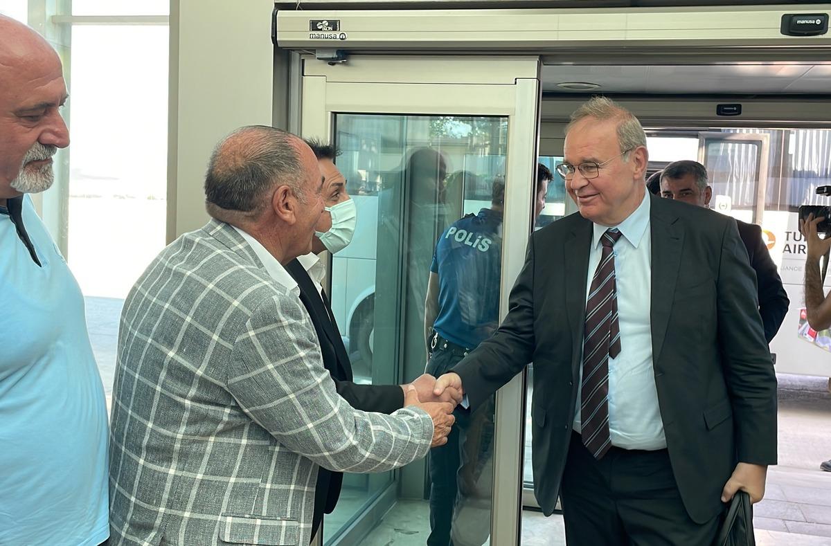 CHP Ekonomi Masası heyeti, STK temsilcileri, iş insanları ve muhtarlarla buluştu