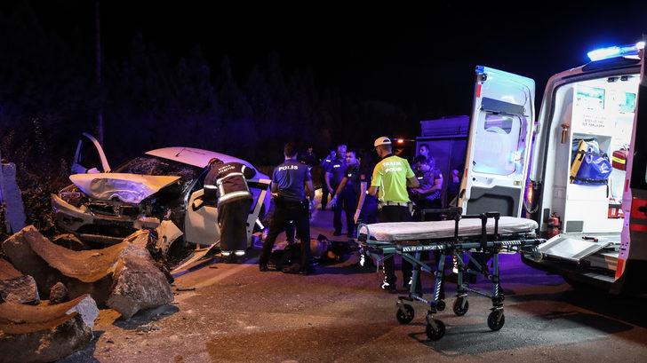 Bursa'daki kazada 1 kişi öldü 2 kişi ağır yaralandı G3