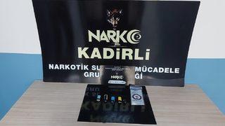 Osmaniye'de çakmakların içine uyuşturucu saklayan şüpheli yakalandı