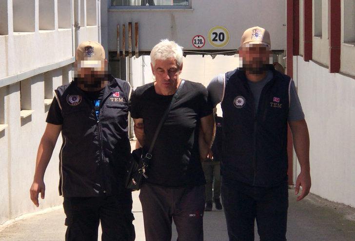 Adana'da FETÖ'nün hücre evine yönelik operasyon polis kamerasında G5