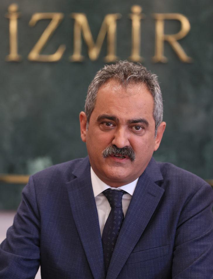 Bakan Özer, İzmir için 122 yeni okul yatırımını programa aldıklarını bildirdi G4