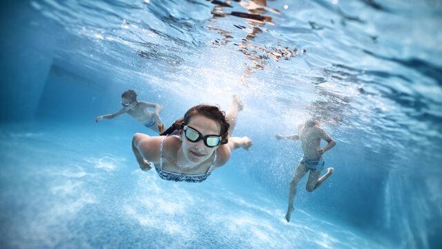 Havuz ve deniz keyfinizin kabusa dönüşmesini istemiyorsanız... Yazın sık görülen bu hastalıklara dikkat!