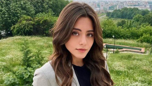 Emanet dizisinin Seher'i Sıla Türkoğlu'ndan cesur pozlar! Yaktın bizi