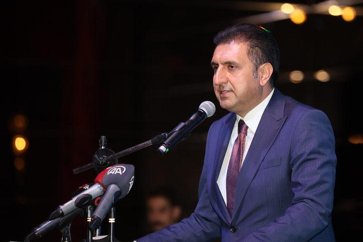 Bakan Özer, "okul aile birliklerinin bağış taleplerine" ilişkin konuştu: G5