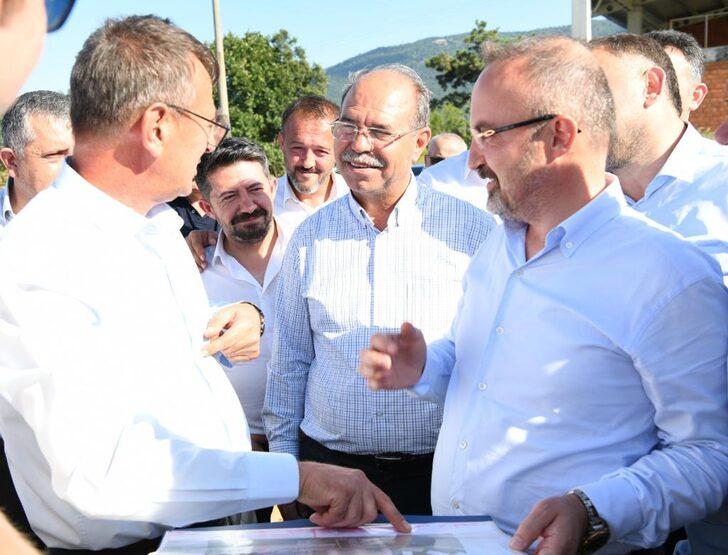 AK Parti Grup Başkanvekili Turan, Çanakkale'de sanayi sitesi temel atma törenine katıldı G1