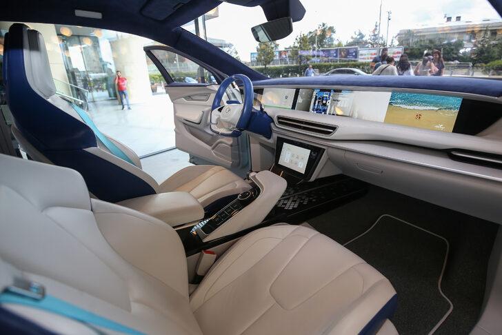 Togg, "Konsept Akıllı Cihazını" Zorlu Center'da vitrine çıkardı G4