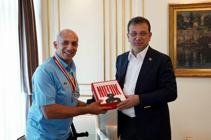İBB Başkanı İmamoğlu, milli golfçü Mehmet Kazan'ı ağırladı G2