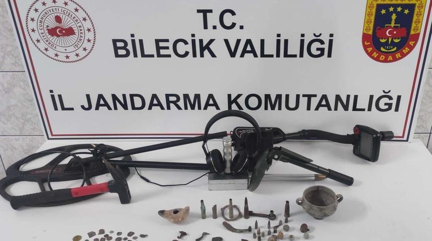 Bilecik'teki tarihi eser kaçakçılığı operasyonunda 2 kişi yakalandı