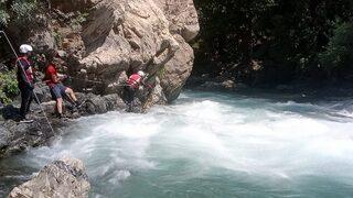 Müküs Çayı'na düşen hemşireyi arama çalışmaları 40'ıncı gününde sürüyor